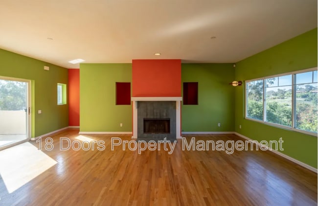 Building Photo - 1352 24th St