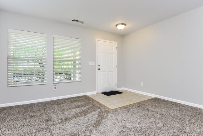 Building Photo - 120 Smart Ct