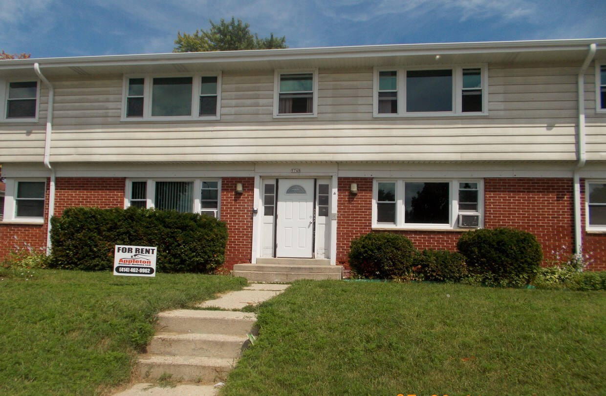 Primary Photo - 5748 N 76th St