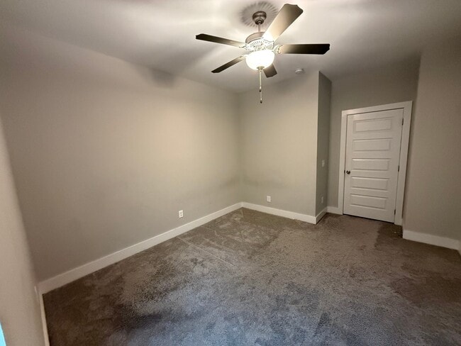 Photo - 630 Village Dr Townhome