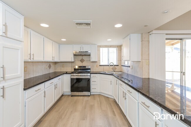 Foto del edificio - 3891 Gulliver Street, Las Vegas, NV 89115