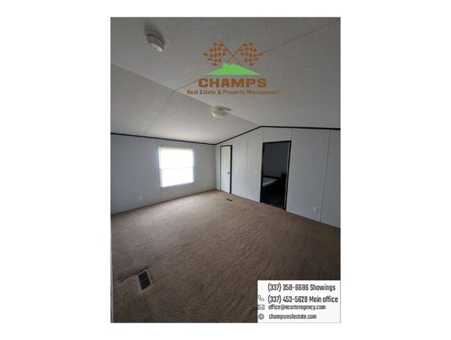 Building Photo - Three bedroom available for rent in Breaux...