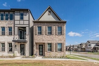 Building Photo - 7505 Laburnam Rd