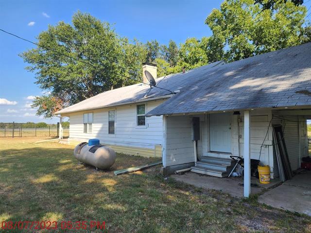 Foto del edificio - 106 SE County Rd 2190