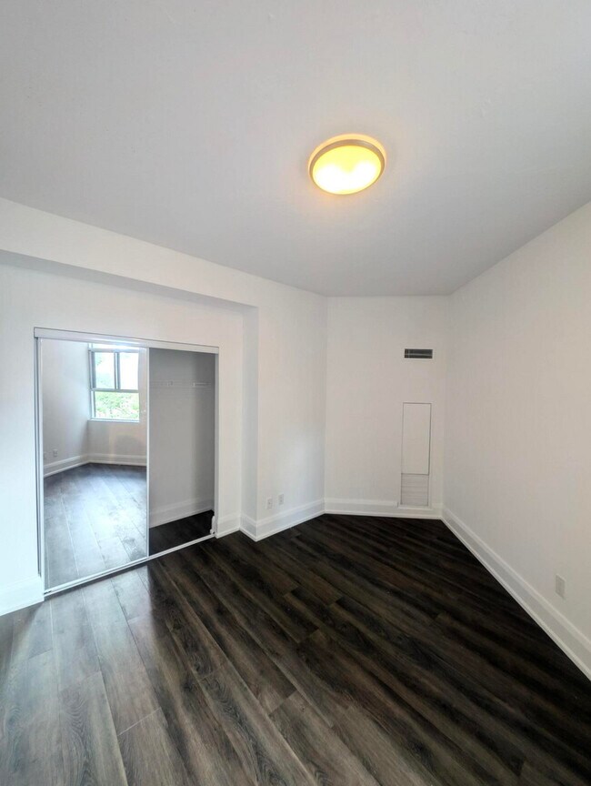 Chambre 1 - Bay Charles Tower