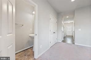 Building Photo - 105 Poinsettia Wy
