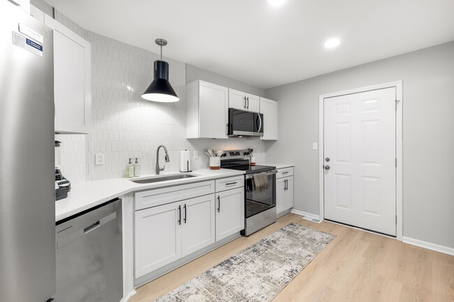 Foto del edificio - 420 Alpha St