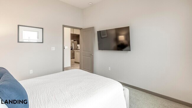 Foto del edificio - 3150 W Twain Ave