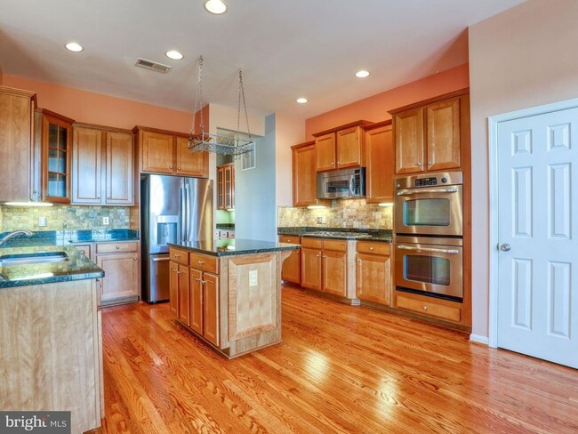 Building Photo - 4 Bedroom Single Family Home in Boyce
