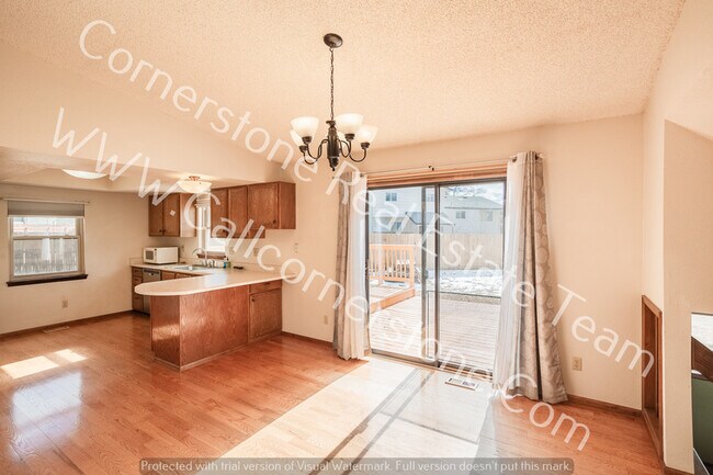 Building Photo - 7715 Chateau Ct