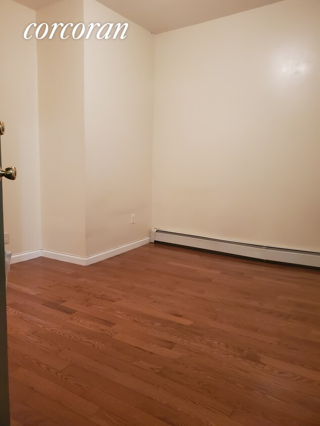 Foto principal - 103 Ralph Ave