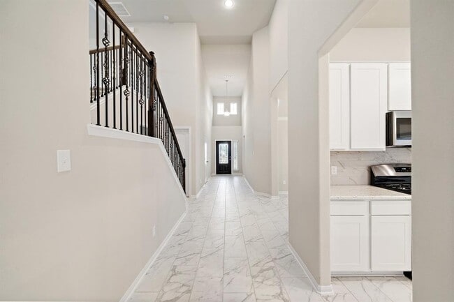 Building Photo - 4511 Hronas Dr