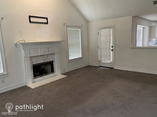 Building Photo - 4 br, 2.5 bath House - 20 Arbor Cove Drive...