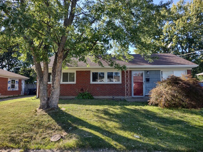 Building Photo - 3318 Moulton Ln