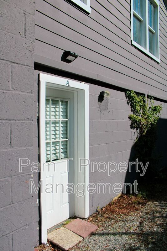 Foto del edificio - 815 E 32nd St