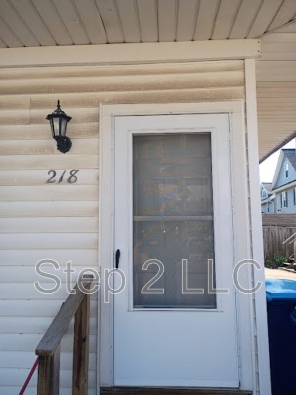 Foto del edificio - 218 S St Clair St
