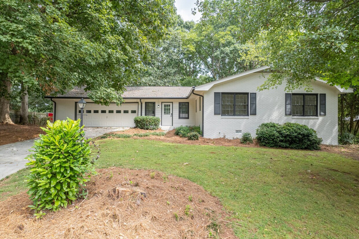 Foto principal - 1586 Kings Rd