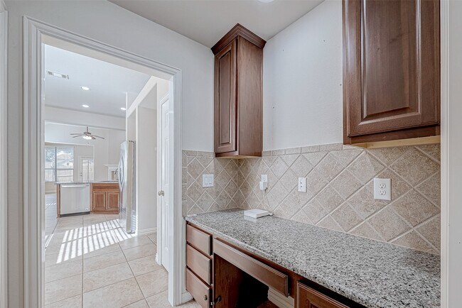 Foto del edificio - 25926 Brad Hurst Ct