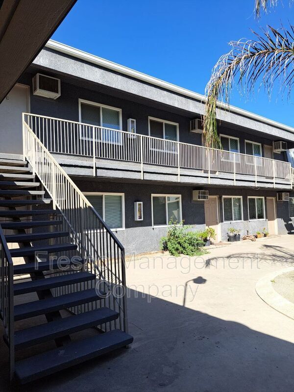 1370 E Bulldog Ln Unit D, Fresno, CA 93710 Condo for Rent in Fresno