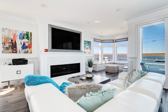 Foto del edificio - 9416 Amherst Ave