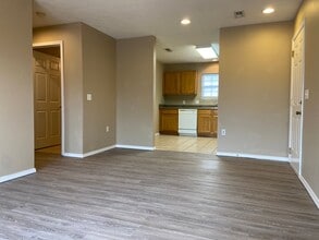 Building Photo - 172 Humanity Ln