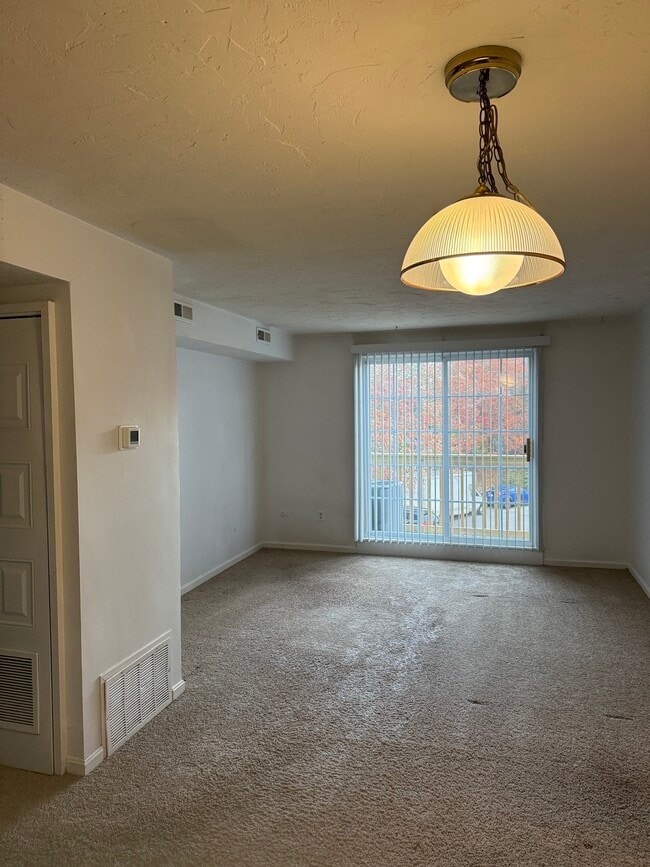 Foto del edificio - Crystal Village