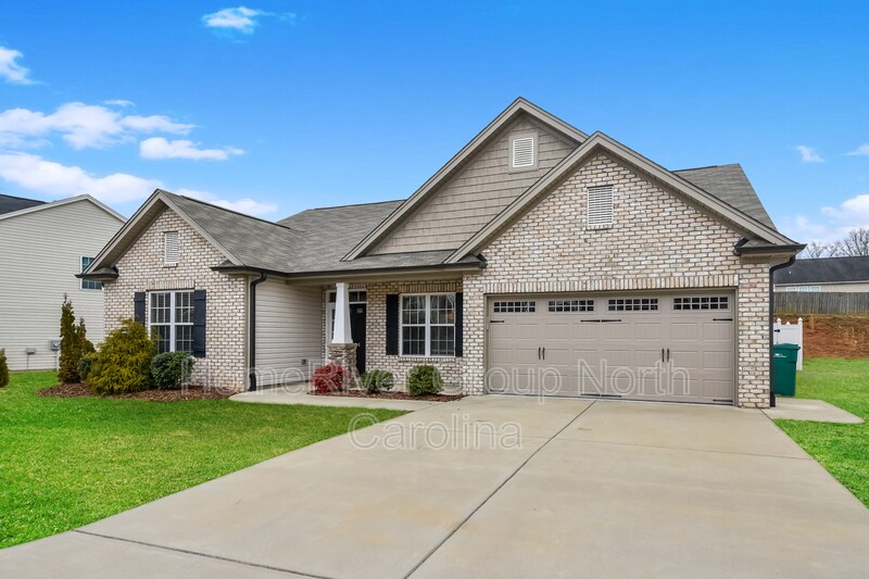 Primary Photo - 2034 Perrin Ct