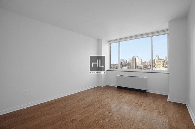Building Photo - West 42nd Street
