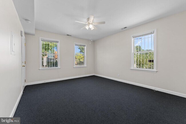 Foto del edificio - 217 19th St NE