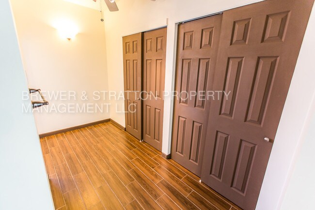 Foto del edificio - 351 E Thomas Rd