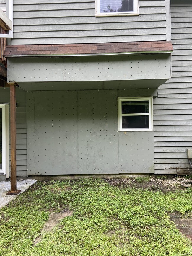 Building Photo - 7819 Peppercorn Ln