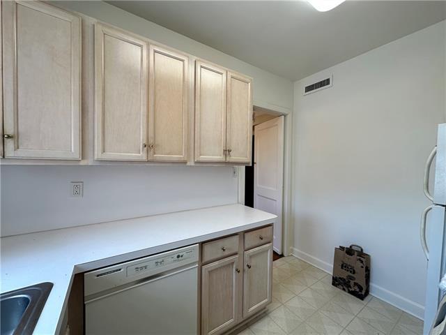 Foto del edificio - 5404 St Charles Ave