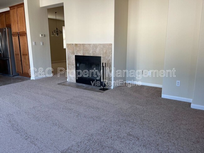 Foto del edificio - 1005 Ashbridge Bay Dr