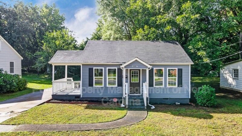 Primary Photo - 1007 Druid Cir