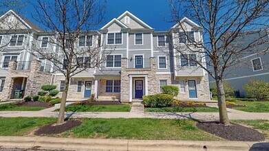 Building Photo - 5930 Winberry Creek Dr