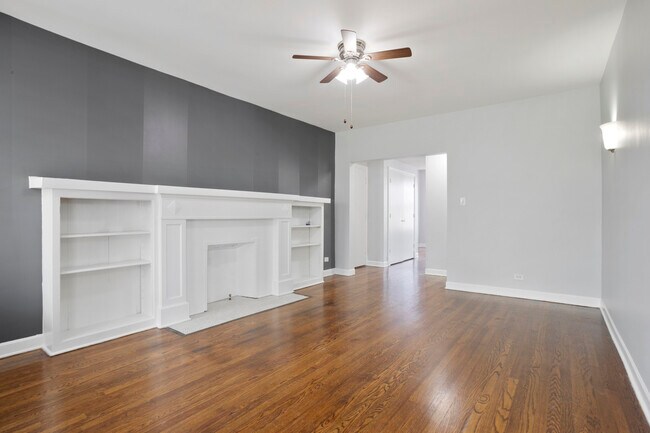 Foto del edificio - 7702 N Marshfield Ave