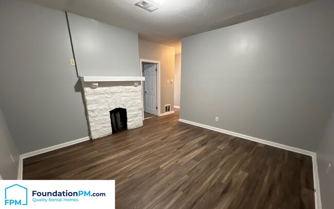 Foto del edificio - 735 Roanoke Ave