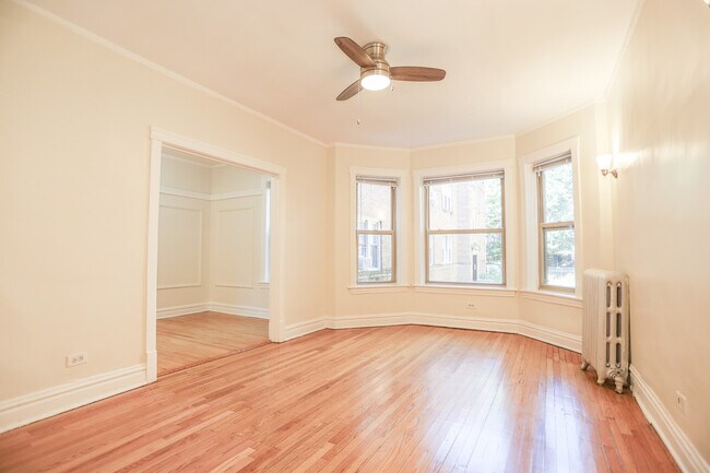Foto del edificio - 5549 N Magnolia Ave
