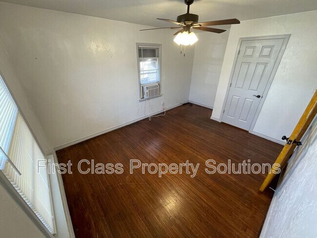 Foto del edificio - 6618 NW 31st St