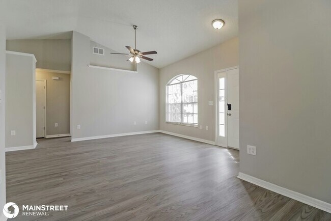 Building Photo - 2665 Oak Run Blvd