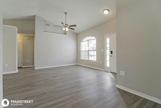 Foto del edificio - 2665 Oak Run Blvd