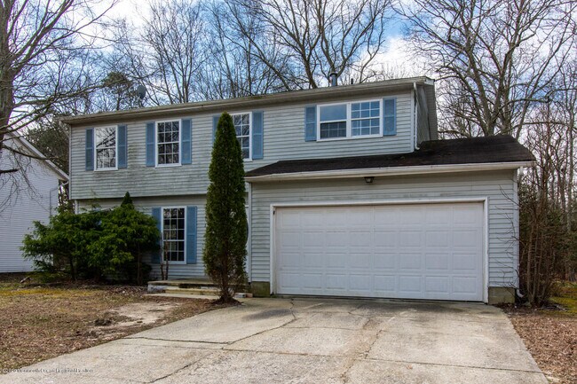 Building Photo - 15 Laureldale Ct