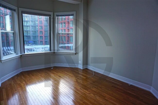 Building Photo - 3 Bed Across from Apollo Theater