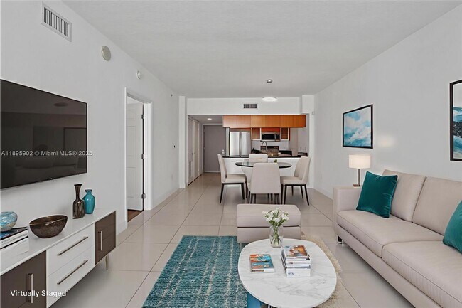 Foto del edificio - 1750 N Bayshore Dr