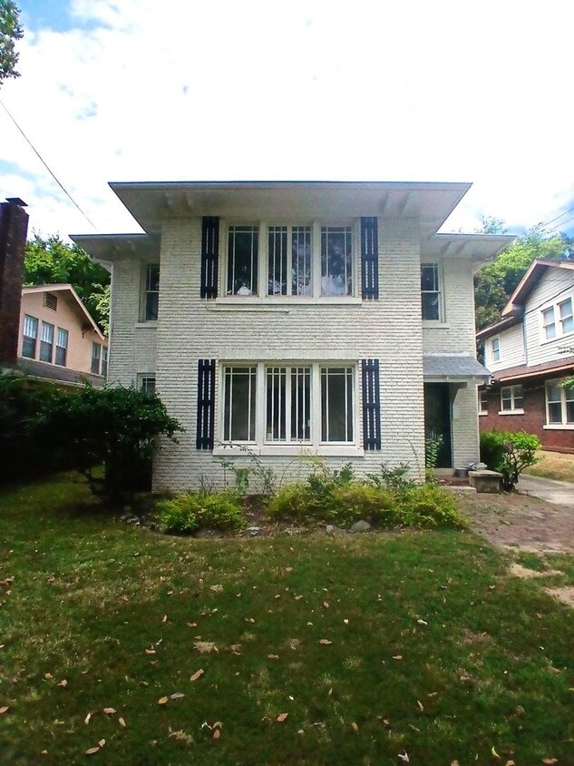 Primary Photo - Very Nice Fully Renovated Duplex in Midtown