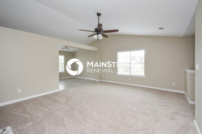 Foto del edificio - 4 Bedroom Pet-Friendly Home in Lithonia, GA with Main Street Renewal