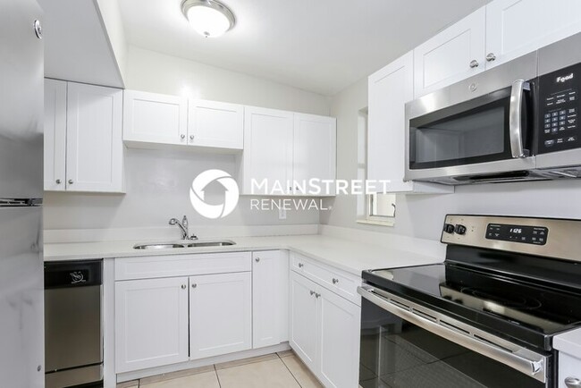 Foto del edificio - 9564 Crestview St