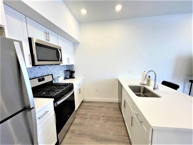 Foto del edificio - 302 Broadway-