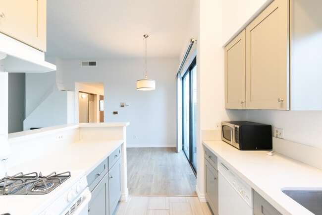 Building Photo - 2584 S Centinela Ave