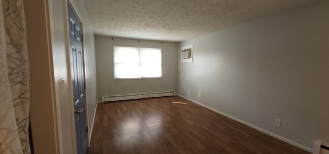 Living Dining Area - 510 S Clayton St